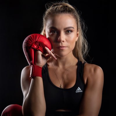 amyconnell_x's tweet photo. #NewProfilePic https://t.co/0SR5OUoVpu