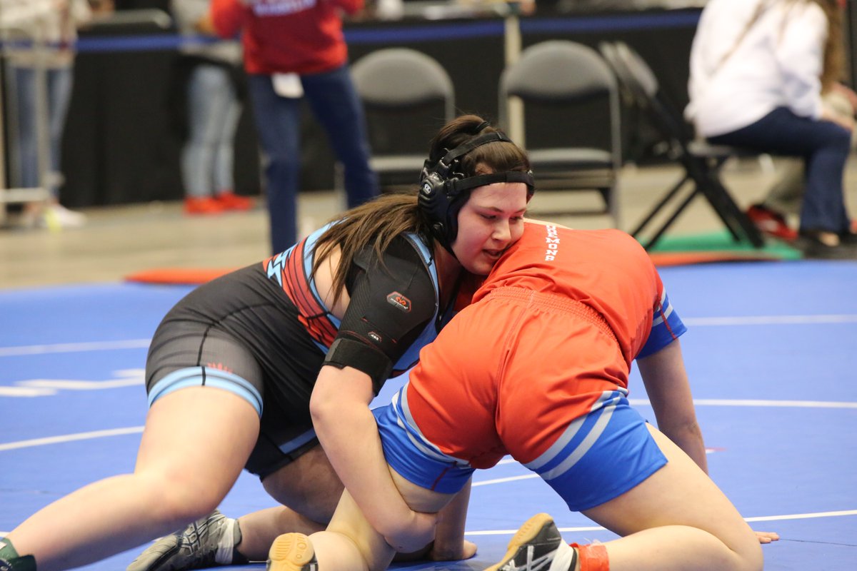 TopsportsN's tweet photo. . @TopsportsN's 15 girls wrestlers to watch in 2021-2022. @TCOBWRESTLING @TeamTopHat1 @SeamanWrestling @LakeCradlers @RossvilleDawgs @kwcaonline ...
https://t.co/mm7DabGQmf https://t.co/2hUTOv0At8