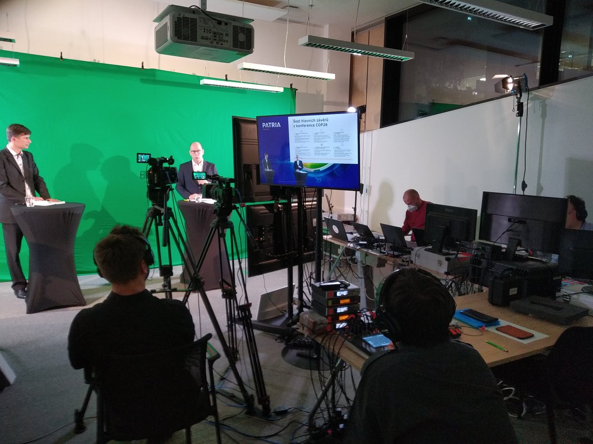 PatriaCZ's tweet photo. Děkujeme  za účast na dnešní online konferenci k #ESG a #dotazy, které rozvířily #diskuse. Do konce roku se v online světě rozhodně ještě uslyšíme, s pozvánkami se včas ozveme 😉 Zatím koukněte třeba na #ebooky nebo záznam některého z #webinář. https://t.co/OWBBHiNPJC #inspirace https://t.co/AyHqe4LZnE