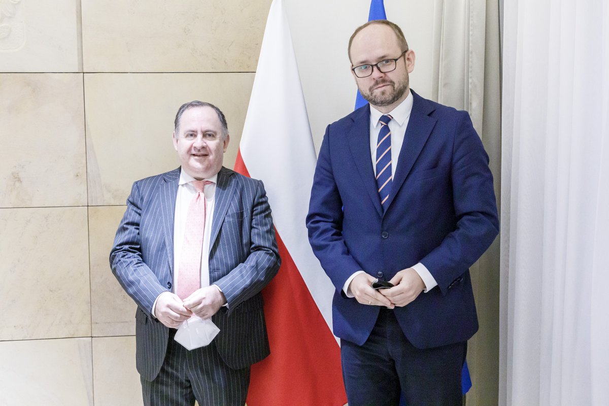 Political and economic relations, 🇵🇱 export offer of green technologies, AgriTech, MedTech, as well as cooperation in multilateral fora were the topics of the 🇵🇱🇦🇷 consultations between dep. FM <a href="/marcin_przydacz/">Marcin Przydacz</a> and his 🇦🇷 counterpart, Claudio Javier Rozencwaig.