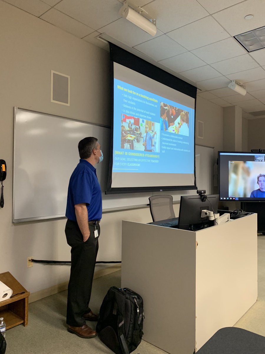 UgSehs's tweet photo. Thank you HISD for speaking to our ATPE students! #HISD #educationUST #1USTstudents https://t.co/RCE3C1ZfFE