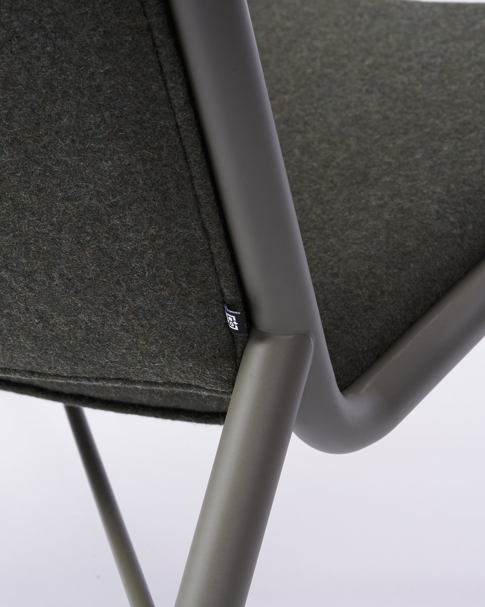 cofo_design's tweet photo. Available in 5 colourways, the 49th Parallel Collection features a custom eco-friendly matted powder-coat finish, and Italian melton wool cloth.

#the49nchair #the49nottoman #the49ntable #madeincanada #shoplocal #locallydesignedlocallymade https://t.co/QOtUeVB660