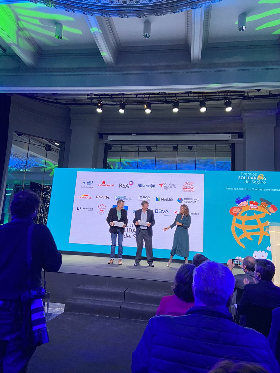 Este año nos quedamos sin cóctel en #SolidariosDelSeguro por la mejor de las causas, #TodosConLaPalma