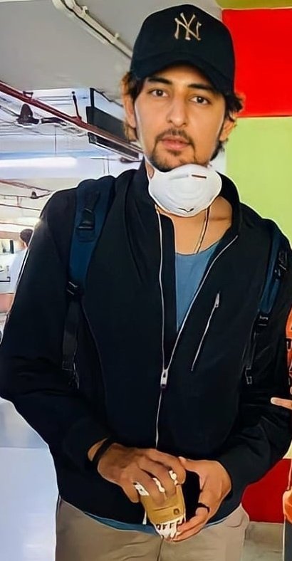 _this_is_priya's tweet photo. Why so serious Raval??? 😳😳
@DarshanRavalDZ https://t.co/bB145vwvbi