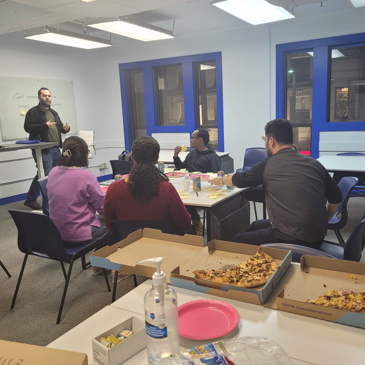 cicccvancouver's tweet image. 🚀Our #techprograms are one of the most comprehensive programs in Vancouver! 

How so? 

👉 We recognize that technology evolves all the time. Our program materials are not from textbooks but it created by our tech team  from scratch! 

Stay tuned!