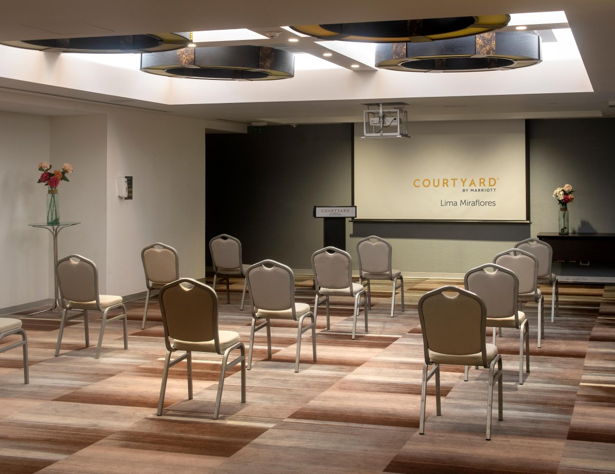 CourtyardLM's tweet photo. ¿Buscas salones corporativos para realizar tu evento siguiendo todos los protocolos?
Conoce mayor información aquí: https://t.co/4xcMj14ApB
Cotiza tu evento con nosotros: https://t.co/5NoN5az9l4 / reservations.cy@marriott.com https://t.co/Bpu7fG6Ys8