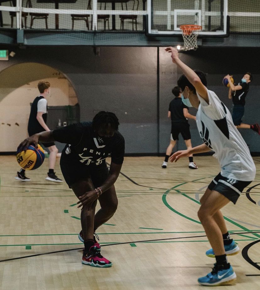 Fenix_Seattle's tweet photo. This fall we launched our 3x3 pilot! 3x3 is the new wave of youth development through basketball. 

More touches • more shots • more reps • continuous game play • shot clock buzzer beaters • quick decision making  • more fun ‼️🌊

[Photos by Coach Dan Pineda]
#FIBA3x3 #3x3 https://t.co/wmnIVEtTRF