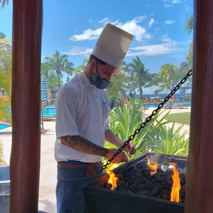 Unique flavors await at JW Marriott Guanacaste! Explore the dining options: bit.ly/2MNNSzC

Photos via chef @jeff_1603