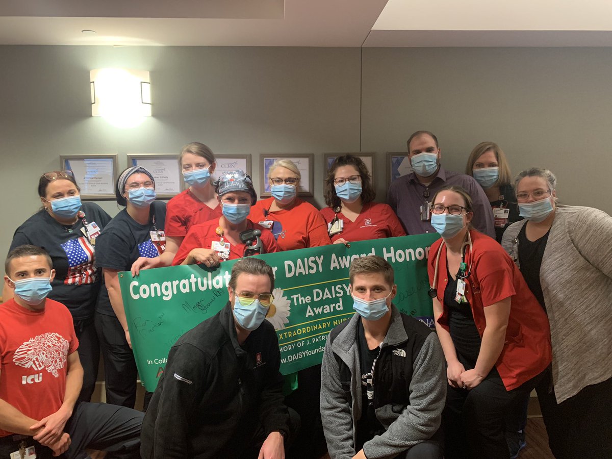 Ccox8Cox's tweet photo. Take a look at one of our most recent Daisy Winners, Lisa Hayes from the ICU @IUHealthECR ! Lisa came in on her day off for a patient family conference. The family didn’t want to meet without Lisa’s support! https://t.co/jR7vpc8SYg