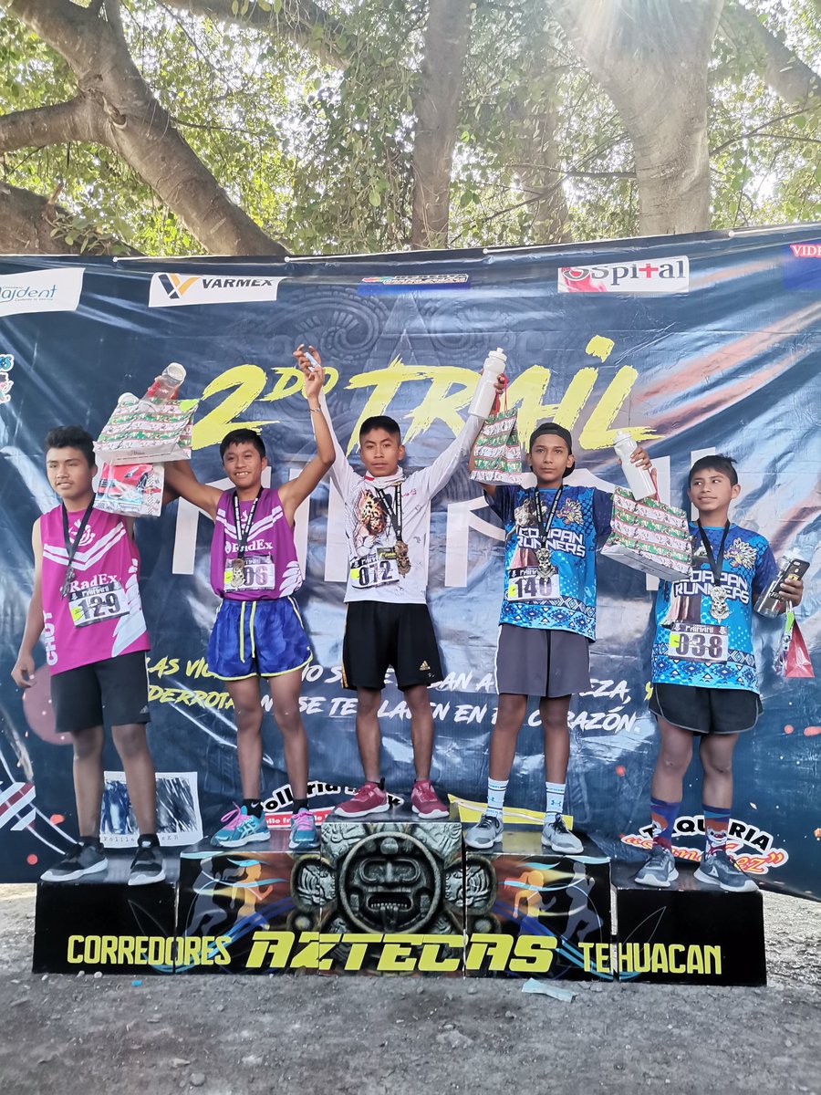JaguaresclubT's tweet photo. Jaguares Club Tehuacán
Con excelentes resultados en 2do trail Painani
Tehuacán. Puebla
#trailrunning #timetoplay #montaña #runnermx #runnerlife #runner #running #trail #entrerunners @ComuniRunners @FenixRun_Puebla @ManicomioRunner @MeEncantaCorrer @marathorunners https://t.co/ClPyEaSwl2