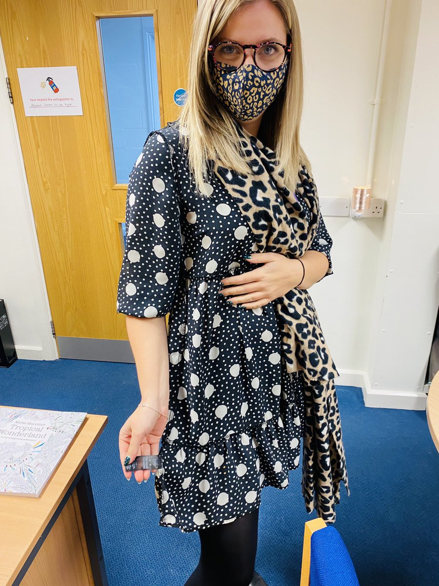MrsKFourfields's tweet photo. Must be nearing the end of term. @TAMissJ is having trouble getting herself dressed in the morning! https://t.co/TIknX81KHn
