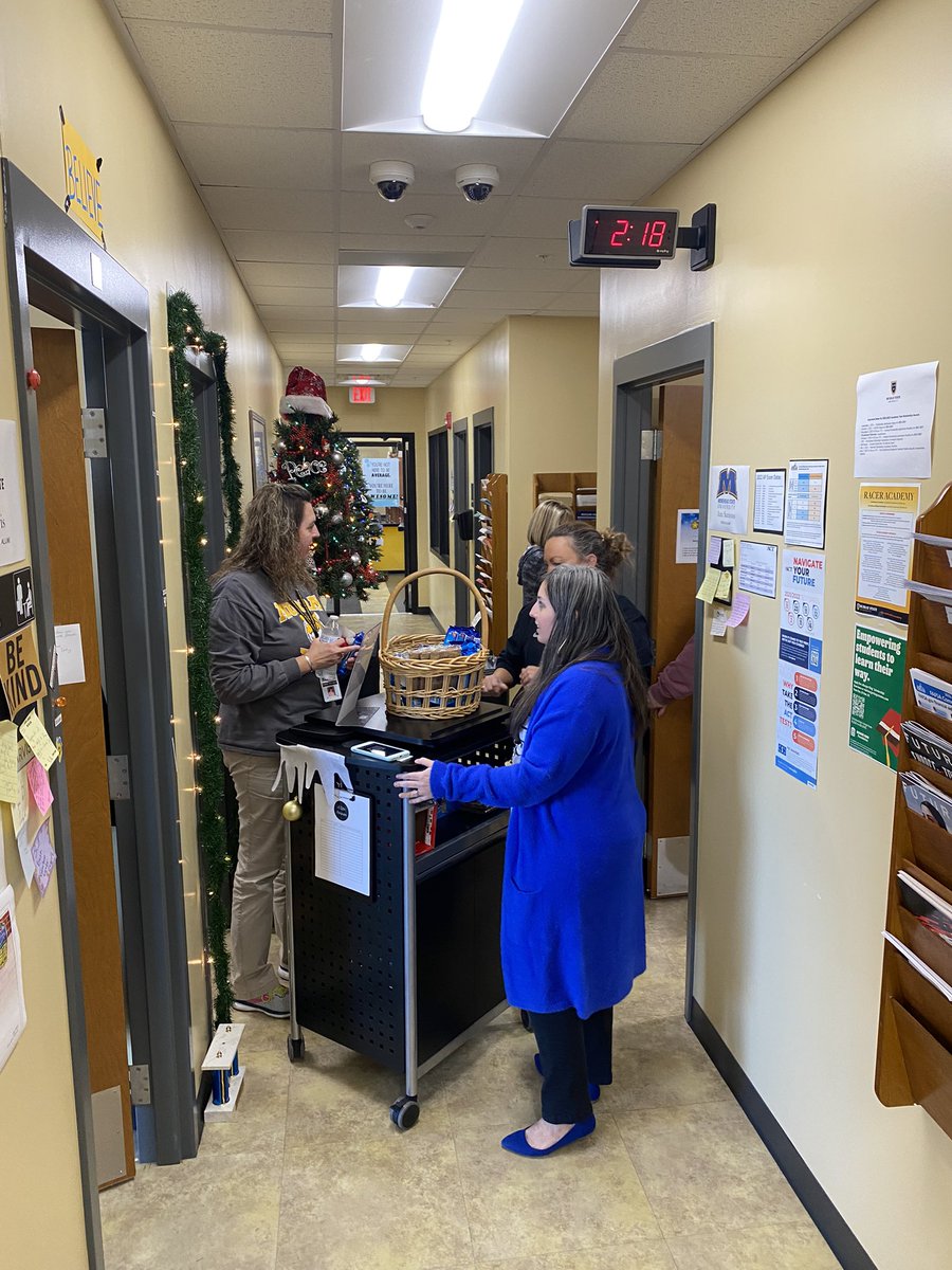 TonyJarvis_MHS's tweet photo. It’s last day of November!  JOY committee has hit Murray High once again!!!  #MurraySchools https://t.co/oxororiIdU