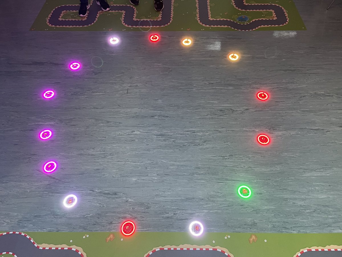 Karol_Fitz's tweet photo. #Code4Fun day 2 evening session. Developing the @Kitronik zip halo for inclusive games. @thiagobro, @deborasal @endafallonait @SeanGLyons @ccathlone @tymarist @MaristAthlone @CChiarain @moatecs @OLBAthlone @cbsroscommon @PortlaoiseCBSFL in @TUS_Midlands_ @TUS_ie @AitFaculty https://t.co/ncIOMmw8h7