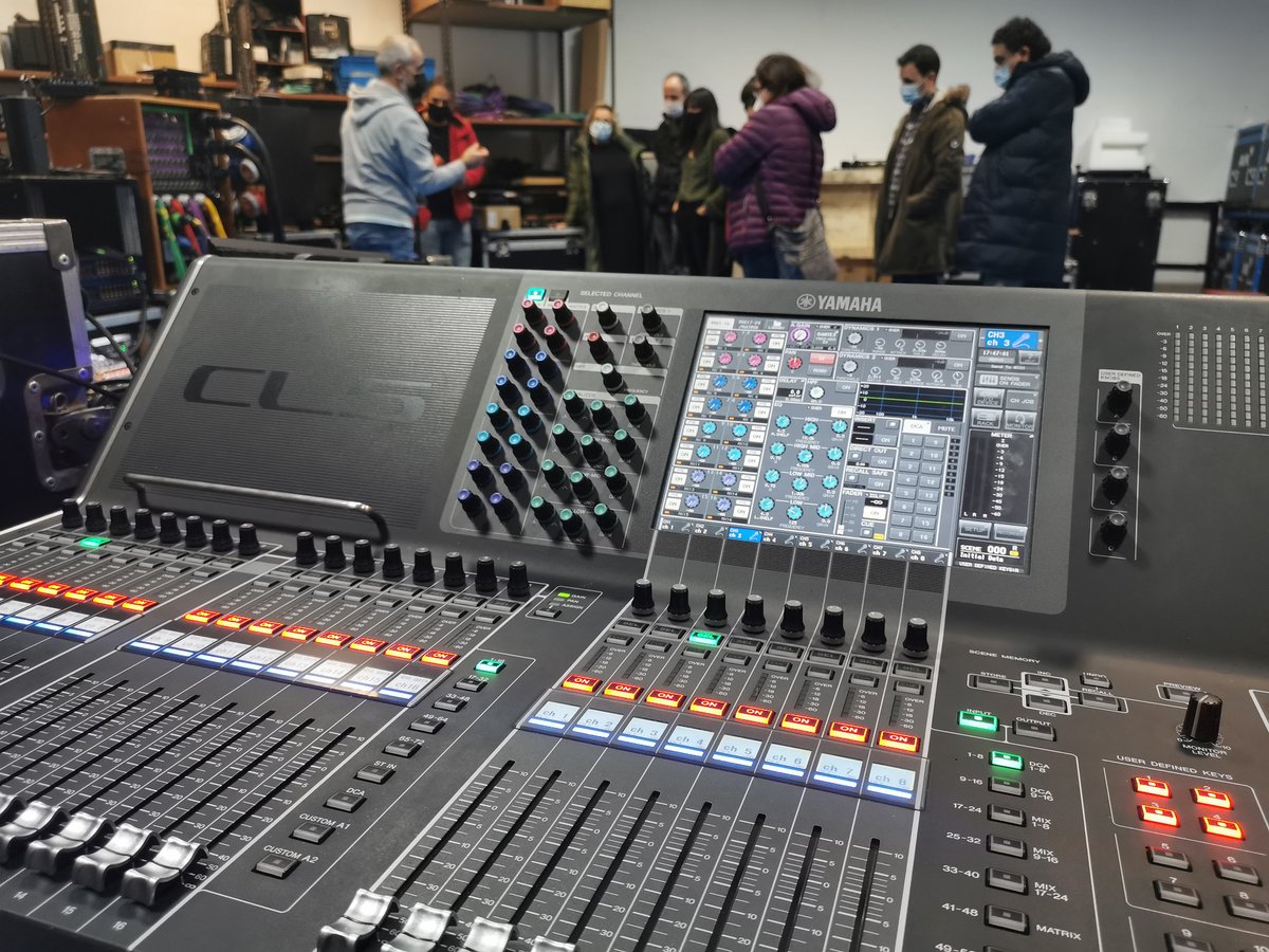 CFRdeVigo's tweet photo. Hoxe finalizamos o Curso V2101036 A cadea de son en espectáculos en vivo. Sistemas de PA e monitores, en Caldas de Reis https://t.co/czC1Xz6GaR