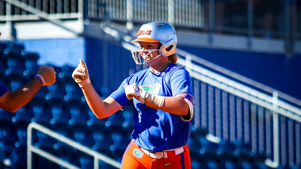 GatorsSB's tweet photo. Freshman SZN coming up 🔜  #GoGators https://t.co/yMI7mlHGSX