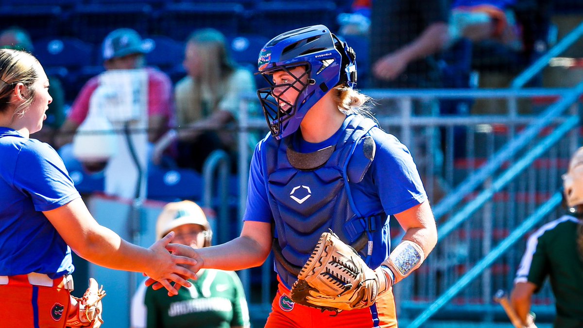 GatorsSB's tweet photo. Freshman SZN coming up 🔜  #GoGators https://t.co/yMI7mlHGSX