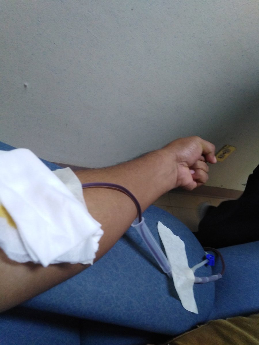 Rodrigo08114262's tweet photo. Donando sangre https://t.co/VFKNNnZo9w