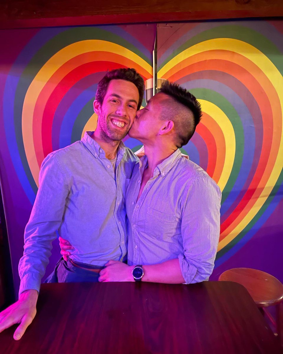 Uro_Jeff's tweet photo. Many things to be thankful for - especially this one. TY Blake for carrying me through residency - through the tears, sweat, bloodโฆand urine. Hereโs to many more laughs together and canโt wait for the adventure that awaits us in Seattle and NYC! #filternofilter #engayged #gaydoc https://t.co/OuOK3h7WjR