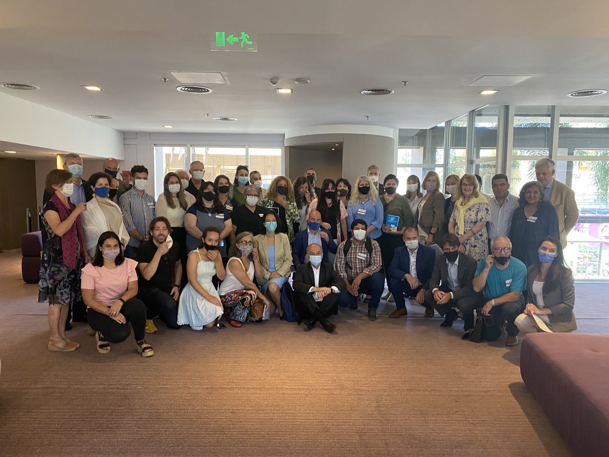 Encuentro en Posadas entre 16 Embajadores de la UE y mas de 30 organizaciones de la Sociedad Civil. Gracias a ⁦<a href="/SCeRArgentina/">Sociedad Civil en Red</a>⁩ para ayudarnos con la convocatoria!