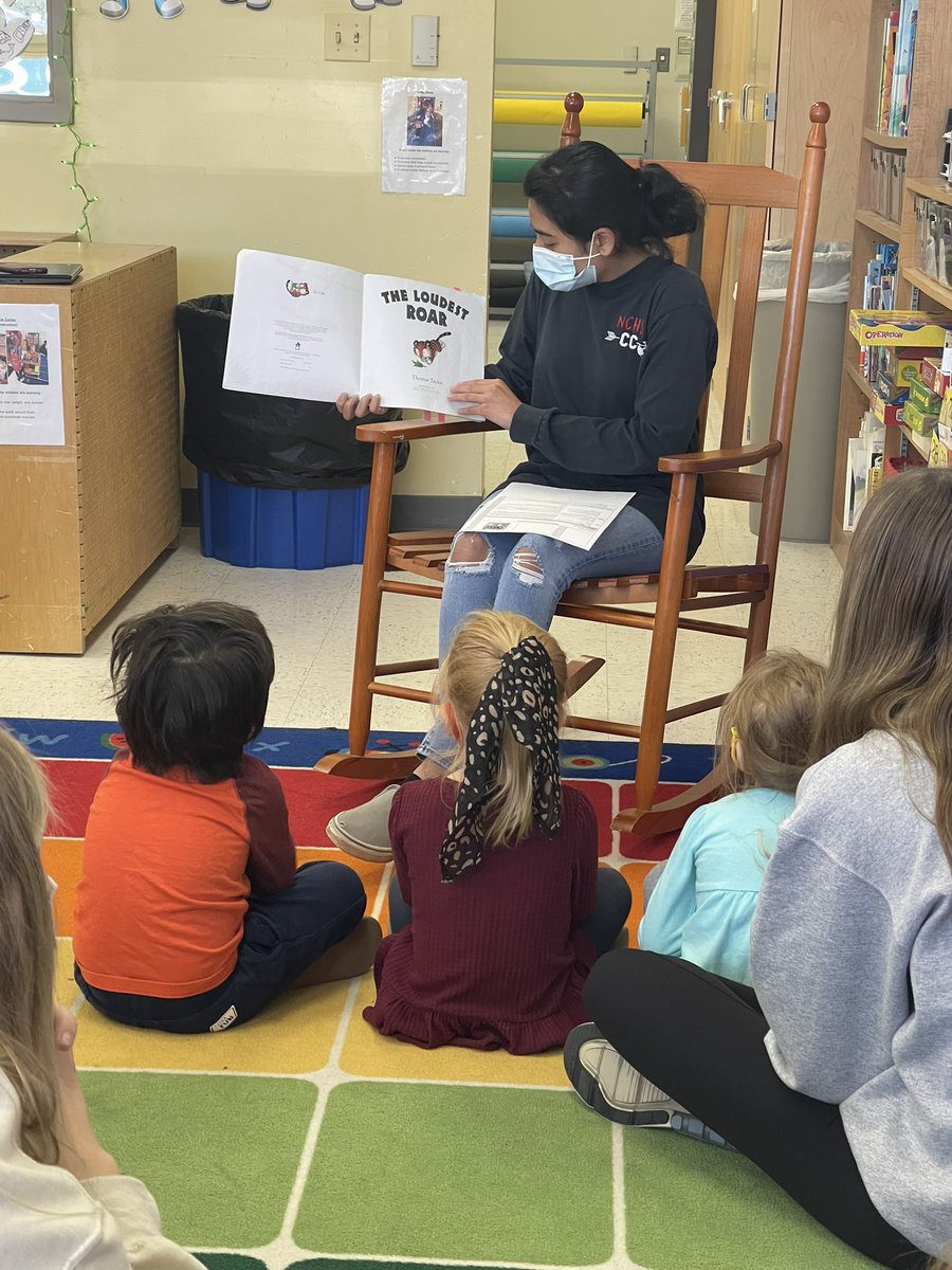 NCHSPreschool's tweet photo. Identifying site words during a story lesson with Ms Shriya #jungleweek #bebold203 @NCHSOFFICIAL @NCHSRedhawksCTE https://t.co/56xBP3LDo1
