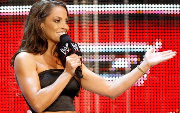 RT @cagesideseats: Trish Stratus is hosting WWE’s Toronto house show https://t.co/AmUT366BOT https://t.co/xpSYvTXdr9