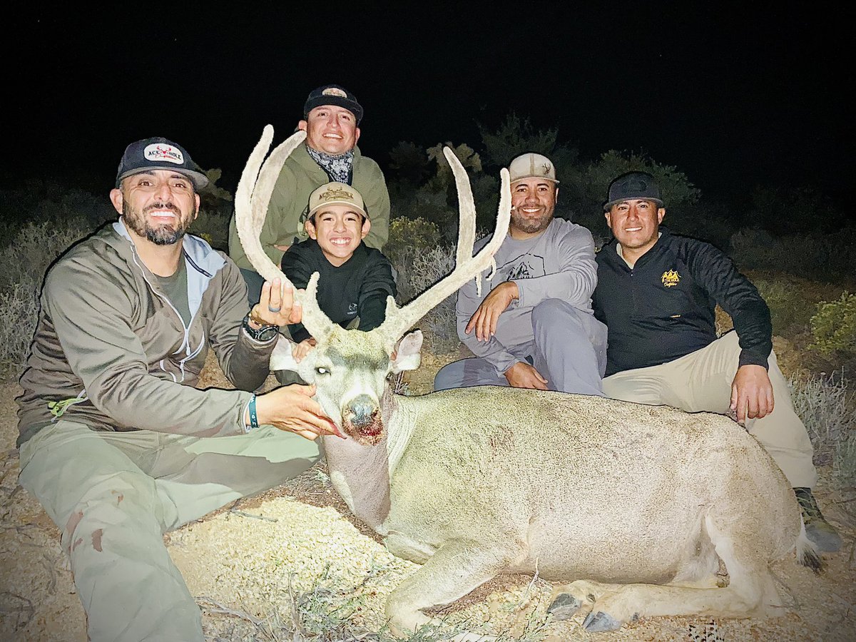 A little catching up to do for this fall.. Nothing like a kids first deer.