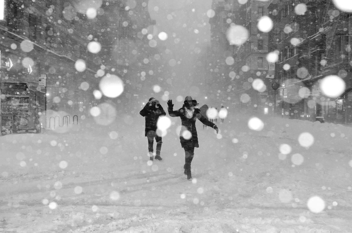 RailElectric's tweet photo. Can you believe it’s already December? This year really has been a whirlwind! Finish it out strong by sending us your PRECEDENTED TIMES poetry, fiction, creative nonfiction, art, and photography today!⁠
⁠
📸@jeffreyblum #litmag #december2021 #snow https://t.co/yXPyIvBRVC