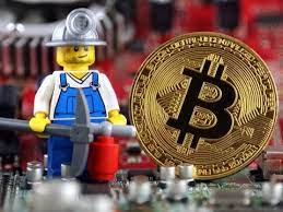 btcpeopleit's tweet photo. Oggi "#larepubblica" ha raccontato la storia di #AlpsBlockchain, un'azienda di #Trento che ha valorizzato 18 centrali idroelettriche dismesse grazie al #Mining di #Bitcoin.
"Siamo a quota 18 e arriveremo a 32 entro la fine del prossimo anno", hanno affermato i fondatori.
#btc https://t.co/TwpANLL1Hk
