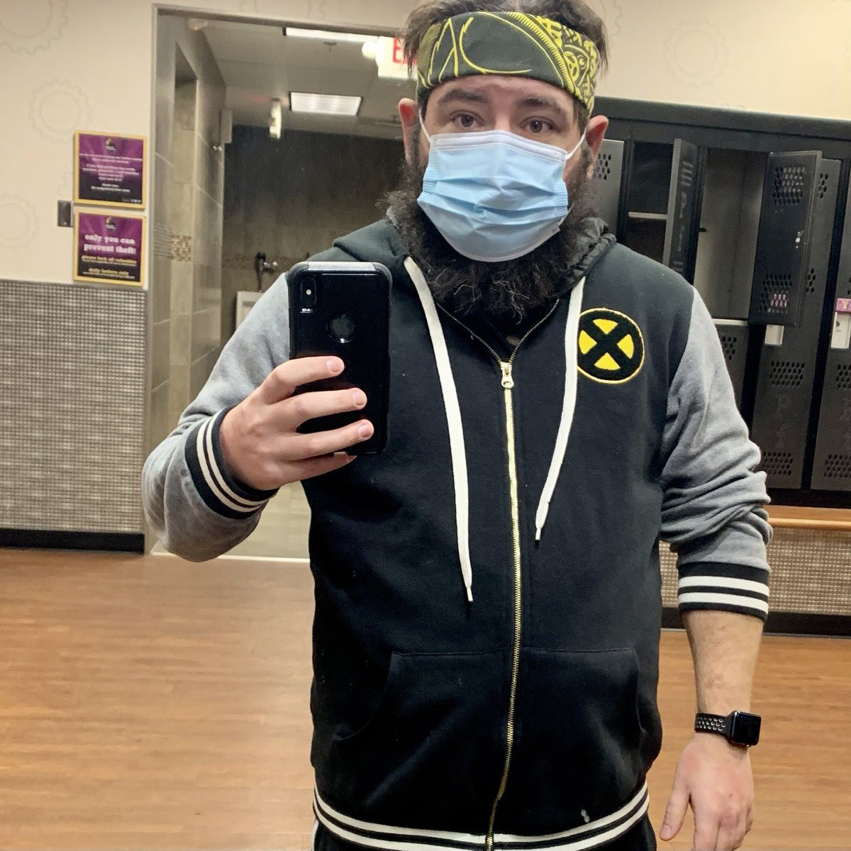 BadEwokFM's tweet photo. Shirt 331: 11.27.21: my old boarding school varsity hoodie #XavierInstitute #XaviersSchoolforGiftedYoungsters #marvel #marvelcomics #xmen #tshirtfun2021 https://t.co/T9a3wAY4gy