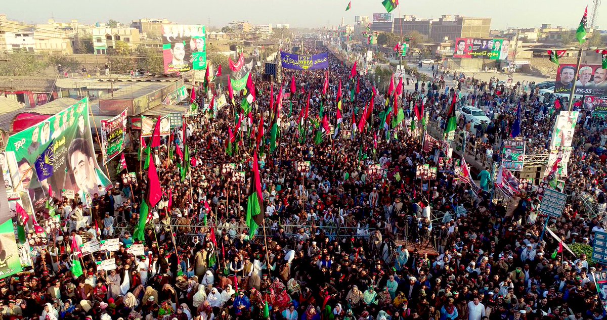 BBhuttoZardari's tweet photo. Thank you to the people of Peshawar, Khyber Pakhtunkhwa for turning out in such huge numbers to celebrate PPP’s 54th foundation day. The people have rejected selected government, its economic failures &amp; surrender to extremism. https://t.co/9PyPdssq6T