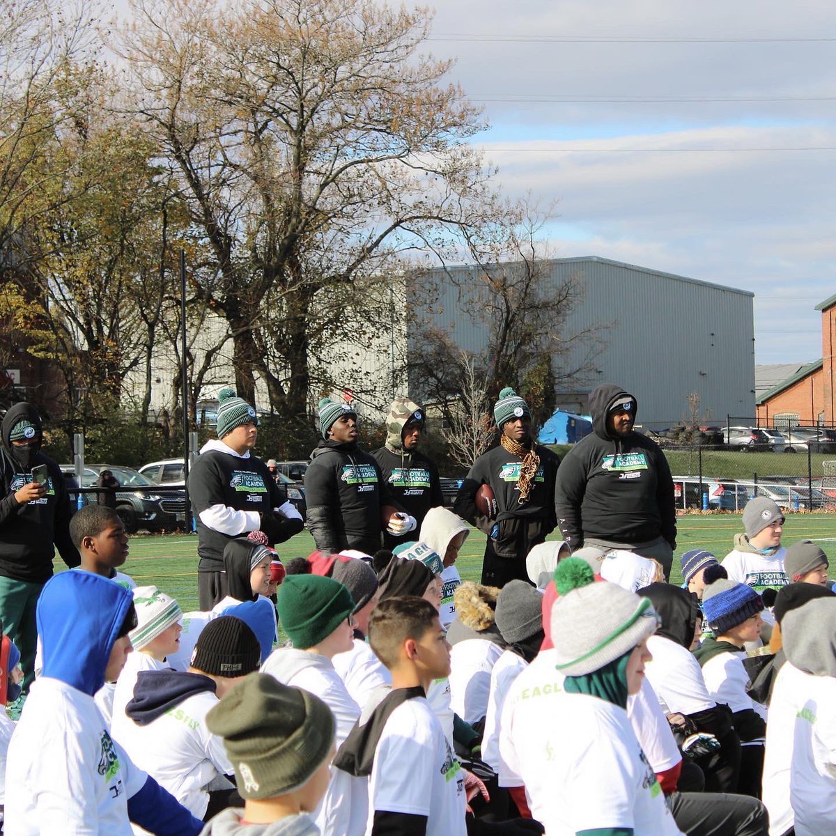 HoffmansPest's tweet photo. Thank you to everyone who attended our Eagles Youth Football Academy clinic this past weekend! We hope you had as much fun as we did!! 🏈 https://t.co/4yoeW5BUUE