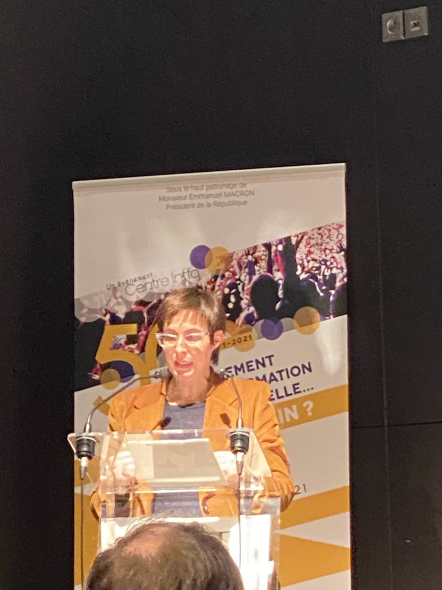 [#50ansFPC ] clôture du séminaire <a href="/centreinffo/">Centre Inffo</a> par <a href="/seiler_carine/">Carine Seiler</a> 
#formation #formationprofessionnelle #emploi #parcours