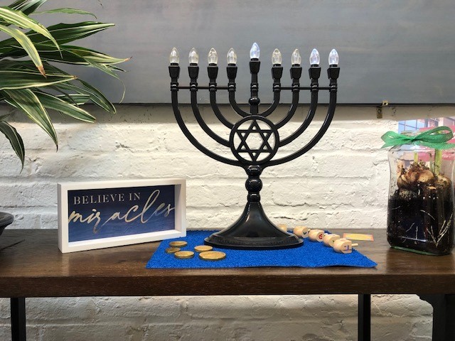 SteepleView's tweet photo. As we celebrate the third day of Hannukah, Steeple View Lofts wishes everyone a very happy holiday season! https://t.co/CS4D1t5vTp