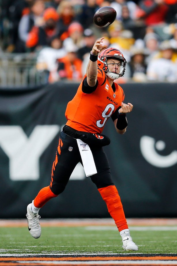 PFF_Bengals's tweet photo. Highest-graded #Bengals through 11 games (min. 275 snaps):

1️⃣ Joe Burrow, QB- 86.2
2️⃣ D.J. Reader, DI- 83.4
3️⃣ Joe Mixon, RB- 83.0
4️⃣ Tee Higgins, WR- 77.0
5️⃣ Ja’Marr Chase, WR- 76.7 https://t.co/xnYga3gjps