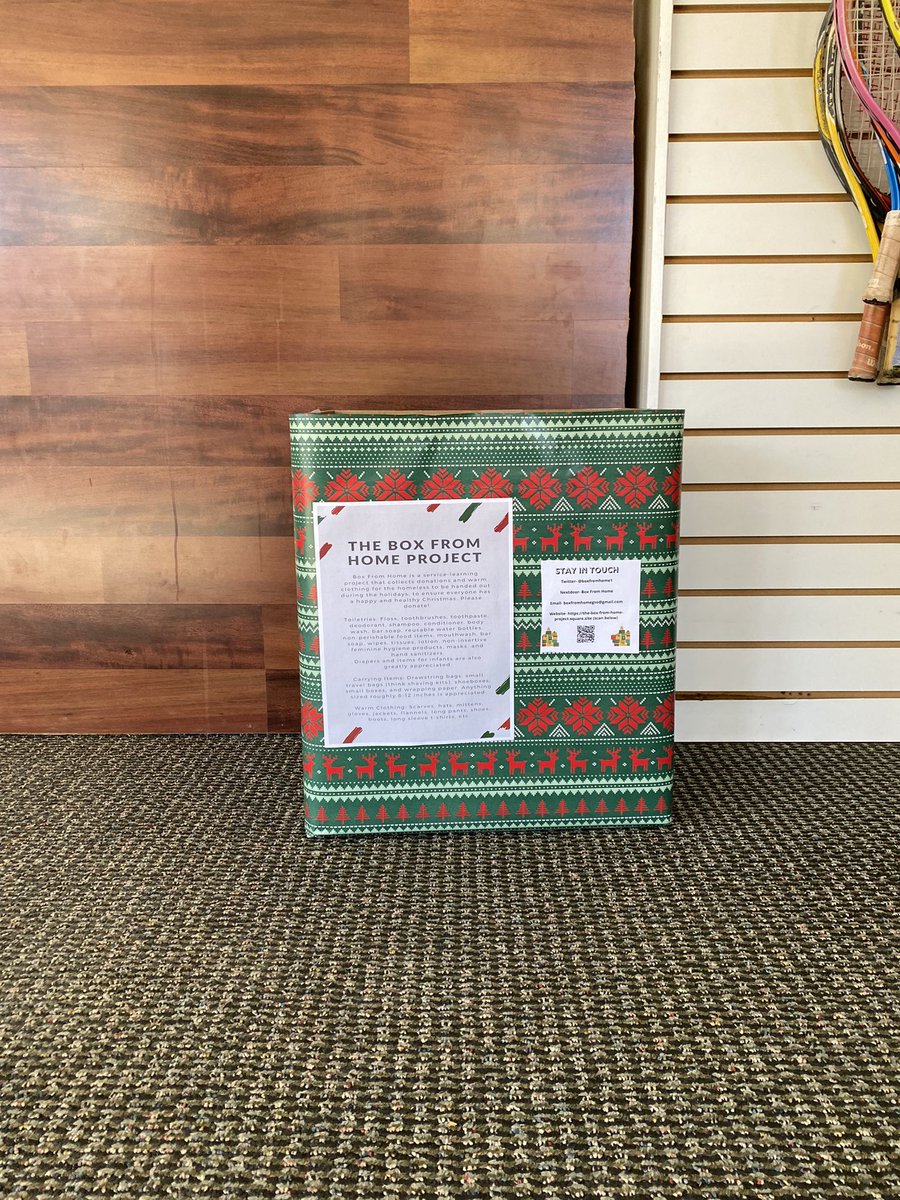 BoxFromHome1's tweet image. Donations set up and ready to go at Green Valley! Drop by for some tennis and pickleball while helping to make the world a better place. Donations until December 17th.