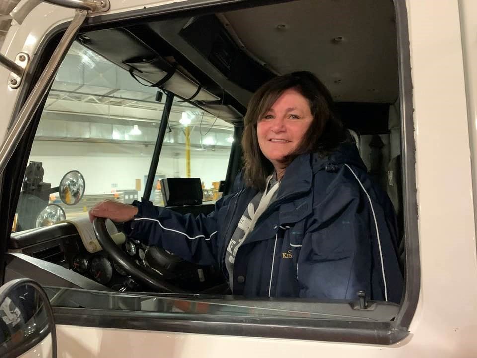 CityNewsKIT's tweet photo. City of Kitchener's first female snow plow operator parks her plow for very last time https://t.co/g1wTQu1nrb https://t.co/E7IeENJ4xC