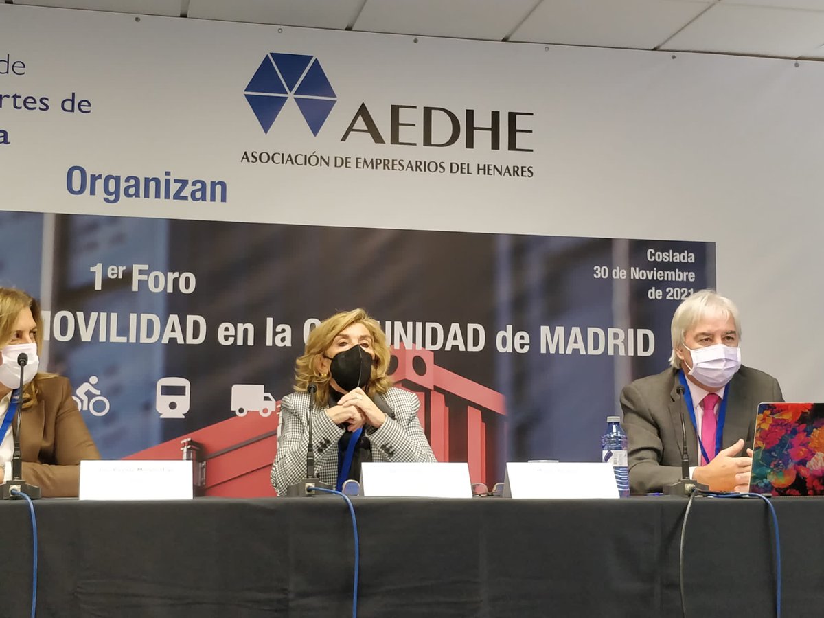 aedhe's tweet photo. Agradecemos a nuestras empresas asociadas por su asistencia y participación en #ForoLTM. #Gracias a M* Luz Cobos, DG @Transaher; Antonio Fueyo DG @TIPSA_red; y @robertoaldea presidente @GrupoCartes por sus ponencias para dar valor a sectores #Logística #Transporte #Movilidad https://t.co/XtuxNEt2uM
