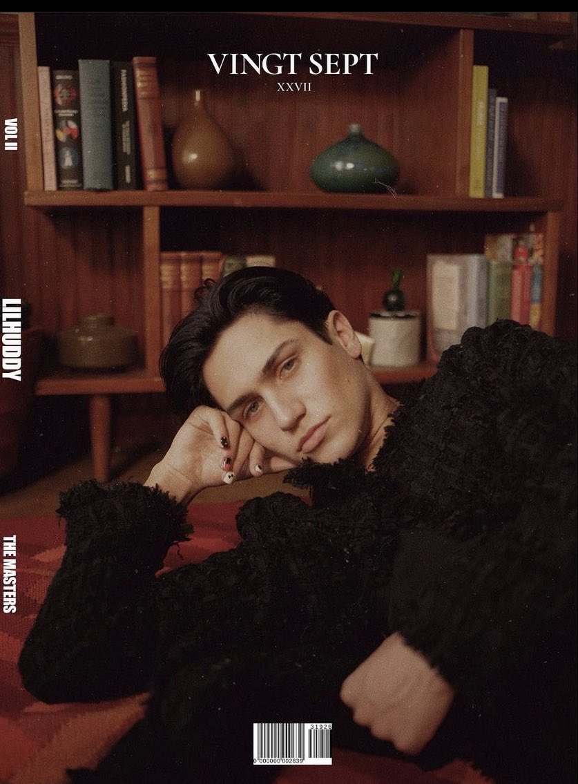 “if you’re an artist then you’re a f*cking artist” says LILHUDDY as @xlilhuddy graces the music cover for the Master Issue of <a href="/VingtSeptMag/">VingtSeptMagazine</a>. 

📸: Elizabeth Weinberg 

FOR THE EXCLUSIVE INTERVIEW BUY MAGAZINE HERE: vingtseptmagazine.com/product-page/l…