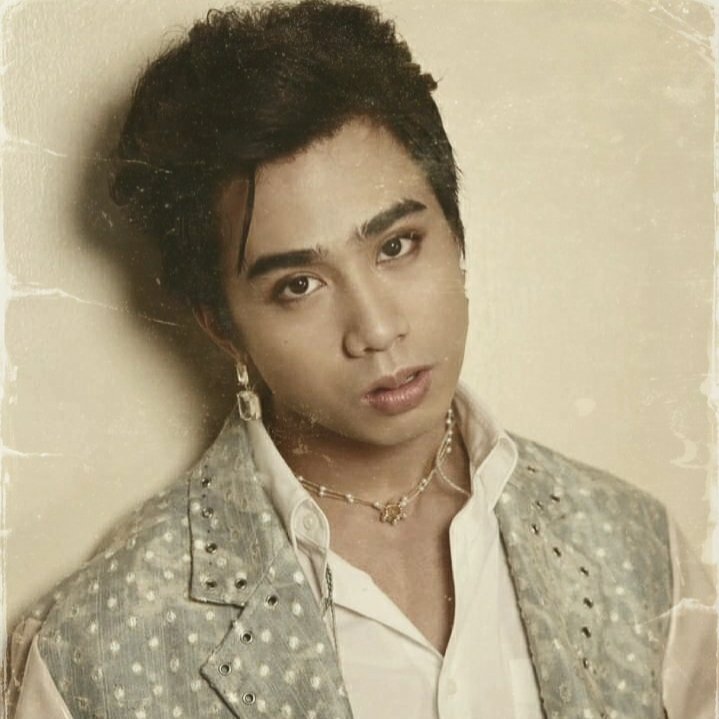 writtenjo_shuji's tweet photo. #JoKenAU 

Mahal, ikaw nga

- a JoKen AU wherein Liam (Josh) start having a nightmare of his past life a week before he and Lucas (Ken) meet. Does that nightmare will affect their soon relationship or not? https://t.co/OwdPpRnEoq