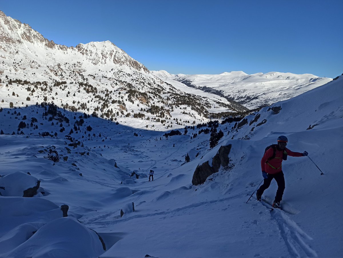 siempremountain's tweet photo. 30.11.21. Pic de Montmalús 🏔️
Canal NO 🤸
Grau Roig Andorra https://t.co/z0r9vK9ZO5