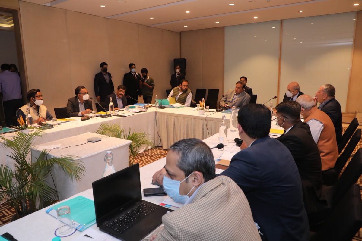 himantabiswa's tweet photo. To ensure continuous and best-in-class cancer care to patients from the region, I chaired the Board Meeting of Assam Cancer Care Foundation and reviewed progress of the hospitals being set up and other important issues, along with my cabinet colleague Shri @keshab_mahanta. https://t.co/sAt4Nmng0B