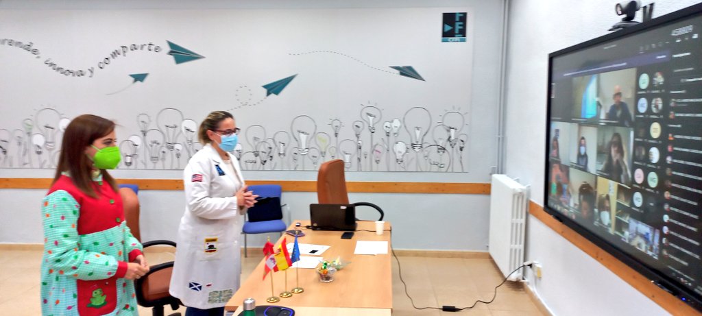 CFPIdiomas's tweet photo. Comienza el viaje formativo #OBSERVA_ACCION 21-22.

Hoy sesión para los 45 profesores observadores y 45 profesores expertos + los profesores que observarán a docentes en Noruega 🇳🇴 y Alemania.🇩🇪.

Gracias por confiar en el @CFPIdiomas para vuestra #innovaCyL #internacionalizaCyL https://t.co/pkmQCL53oH