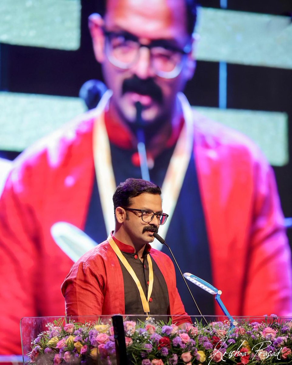 Actor_Jayasurya's tweet photo. Let me pronounce my love as gratitude.. 🙏🙏🙏 https://t.co/joULq9uQLO
