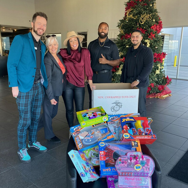 For Giving Tuesday our team decided to fill the Toys for Tots Box!
We will have it here in our showroom from now till December 15th if you'd like to bring by some new toys for kids in need. 
#toysfortots
#givingtuesday
#holiday
#porsche