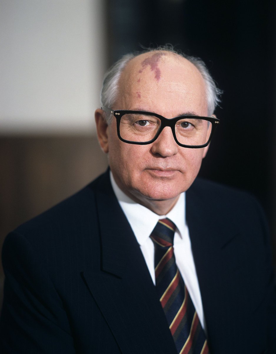 NoahGarfinkel's tweet photo. Welcome to my new series, Gorby Parker, where I have Mikhail Gorbachev try on Warby Parker frames. https://t.co/t90Pi7mTSf