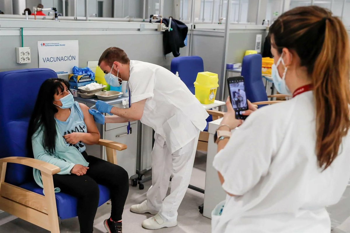 _OfficialPress's tweet photo. Más de 350 sanitarios valencianos se han contagiado en los últimos 14 días https://t.co/14JE6zBXfv https://t.co/dx630dLMKJ