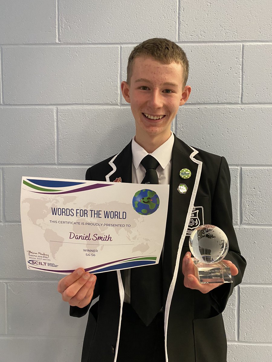 alvamodlangs's tweet photo. Look what arrived! 🏆 Thanks @scottishcilt and another huge well done to Daniel and everyone else who entered! @AlvaAcademy #wordsfortheworld https://t.co/V73xqnyrcV