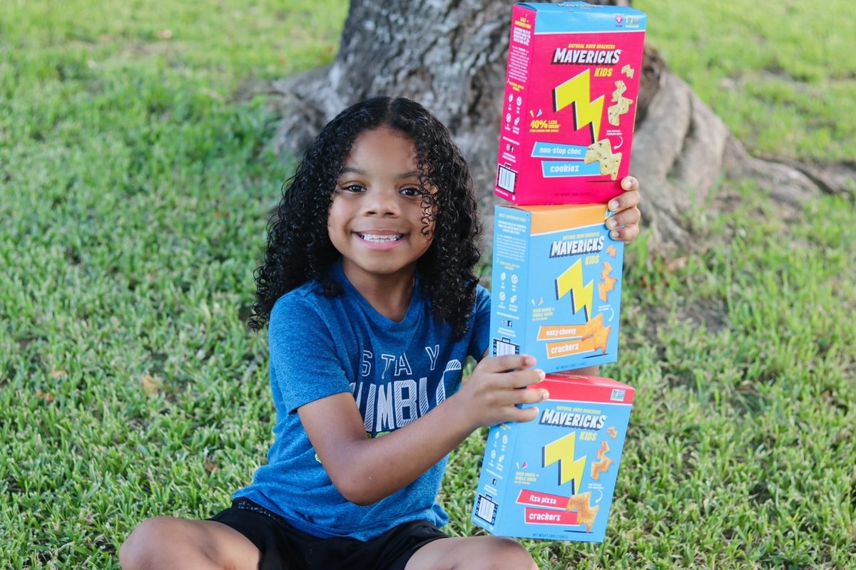 Two is company, but with Mavericks, three is certainly not a crowd! We like your snacking style <a href="/fortyeverafter/">Rachel | UGC CREATOR | BLOGGER</a>! 📸

🛒: mavericksnacks.com + @wholefoods <a href="/amazonprimenow/">Amazon Prime Now</a> @thrivemarket <a href="/hungryroot/">Hungryroot</a> 

#naturalbornsnackers #snacklikeamaverick #wholesomejustgotawesome