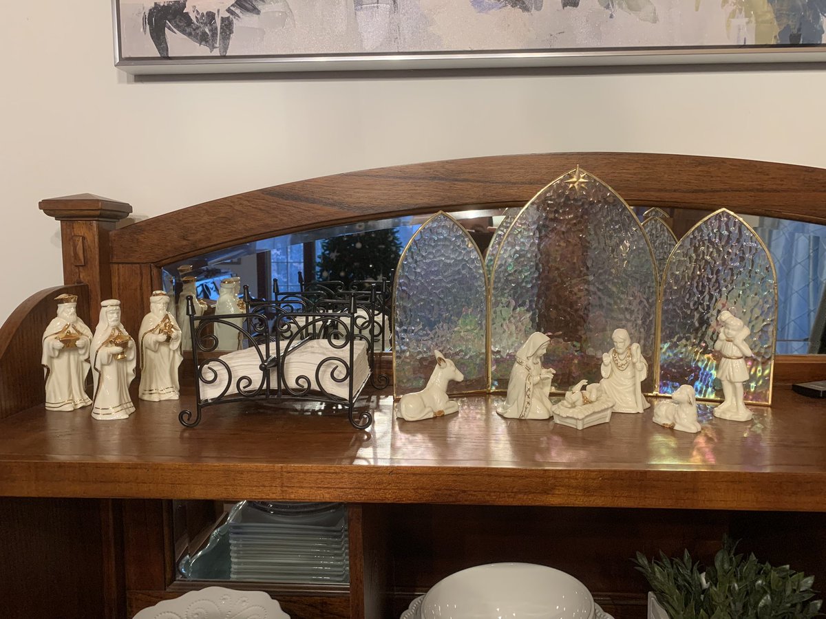 When my kiddos were setting up the nativity scene, I’m so glad that they at least separated the arrival of the wisemen by the distance of a napkin holder! 😂