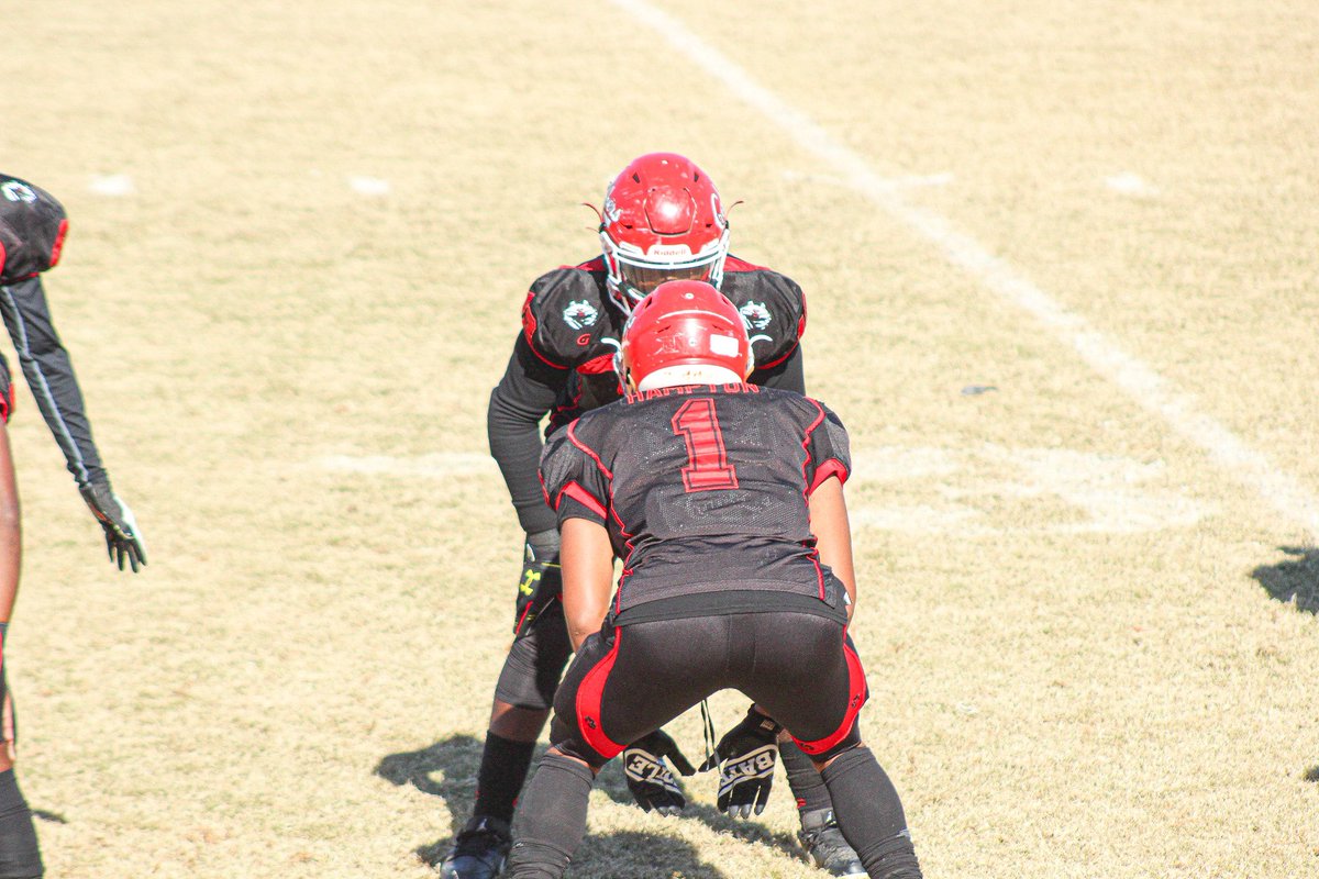TriggsMarcus's tweet photo. DISTRICT DEFENSIVE PLAYER OF THE
FIRST TEAM ALL DISTRICT LB
FINAL STATS
Offense:
13 TDS, 698 TOTAL YDS, 70.89 YDS/GAME
Defense:
66 TACKLES, 10 TFL, 1 INT, 1FF, 1FUMREC https://t.co/Vz4GUSDzk3